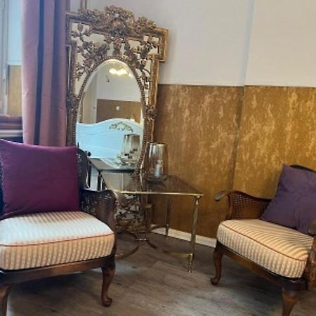 Studio-Apartment Rektor Suite 26 Am Saseler Markt Renoviert Hamburg-Harburg Exteriör bild